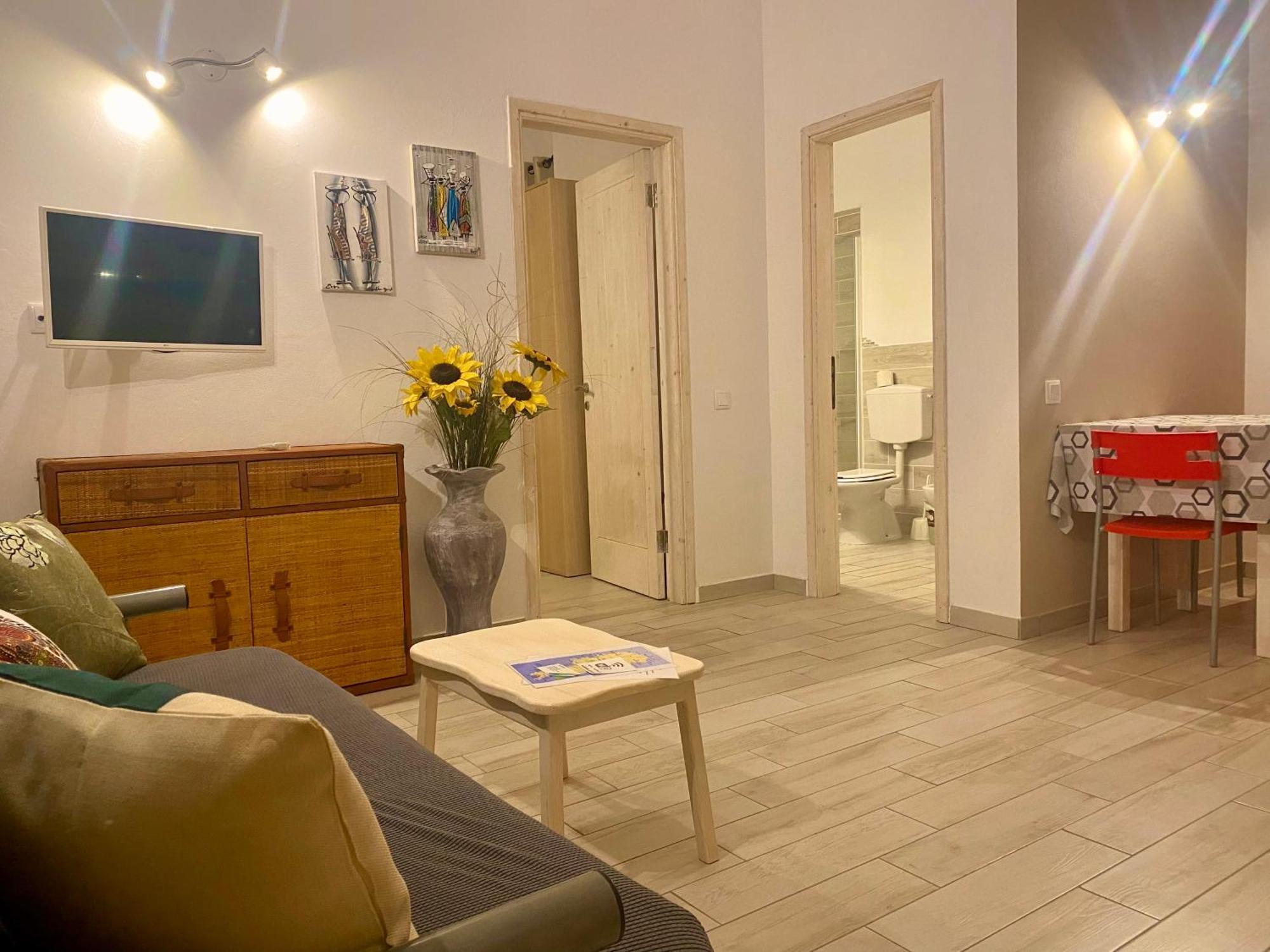 Ca Giogio Apartment Santa Maria Bagian luar foto